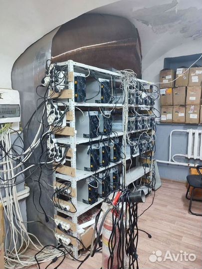 Bitmain Antminer L7 8800