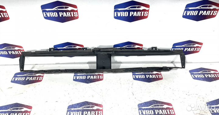 Воздуховод радиатора нижний BMW 5 G30 G31