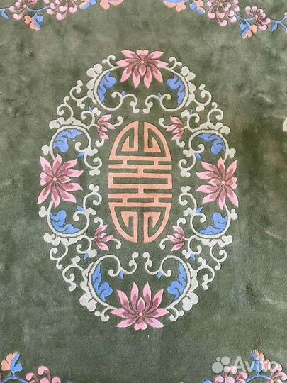 Ковер шерстяной новый