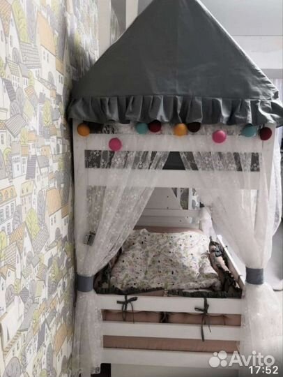 Двухъярусная кровать домик бу