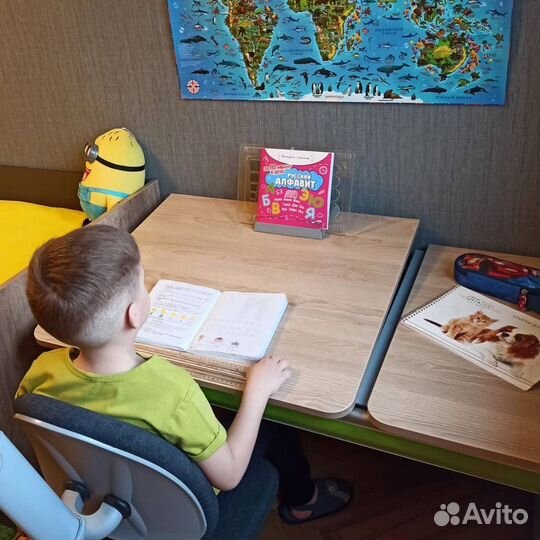 Растущая парта Winner Split от Moll