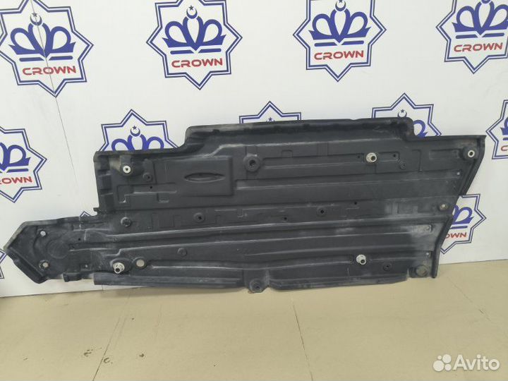 Защита днища передняя правая Toyota Camry XV70