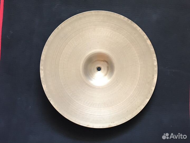Zildjian Avedis 14” hi-hat