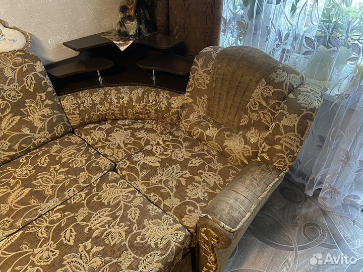 Диван угловой