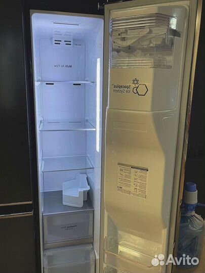 Холодильник двухдверный lg б/у