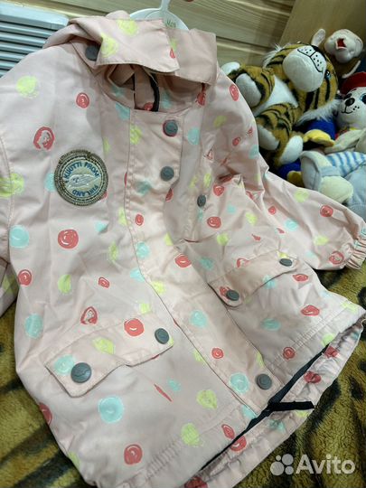 Курточки для девочки Benetton