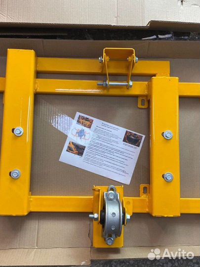 Подрамник раздатки нива