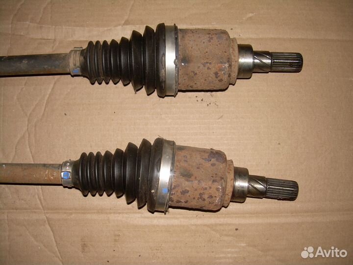 Привод задний Рено Дастер 4x4 1.6