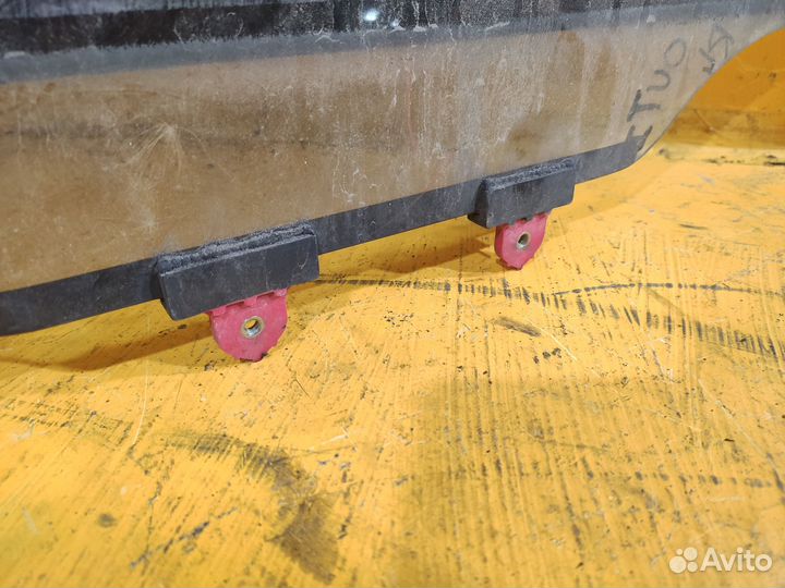 Стекло заднее левое для Mitsubishi Outlander 1