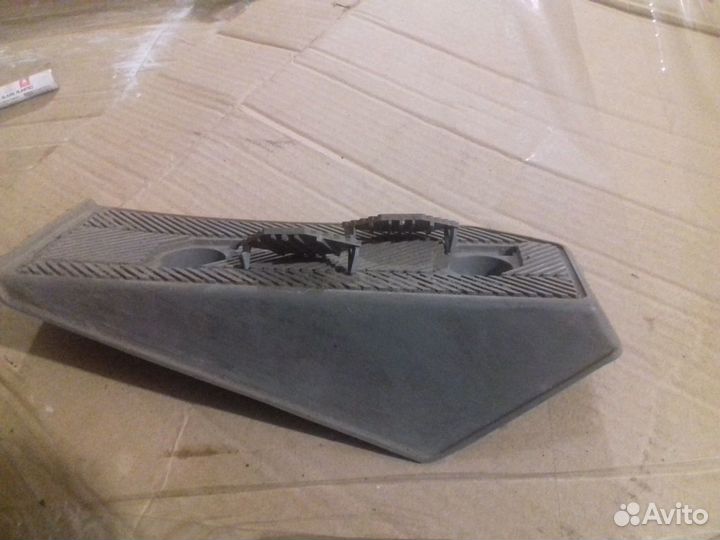 Подставка для ноги шевроле эванда оригинал