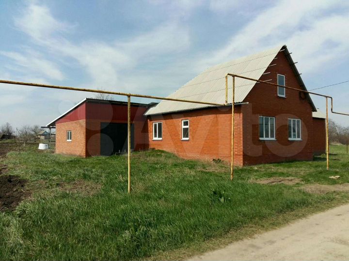 Дом 102 м² на участке 23 сот.