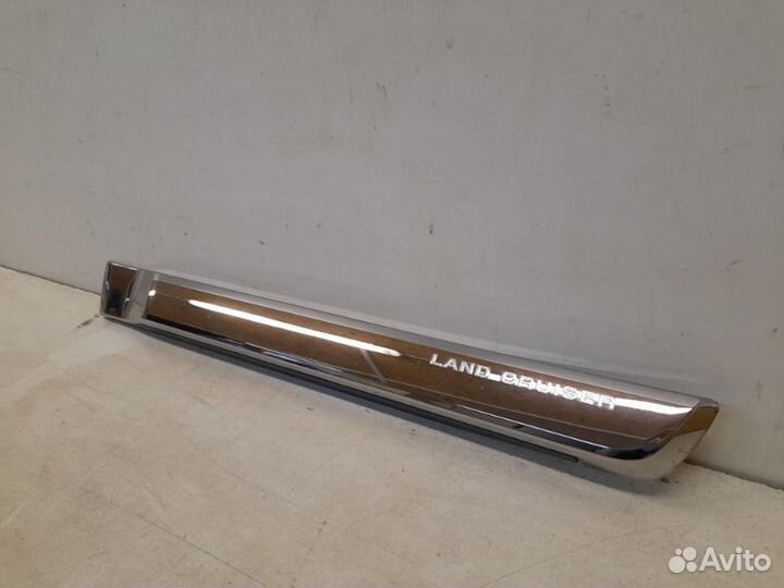 Молдинг двери задний левый Toyota Land Cruiser 200