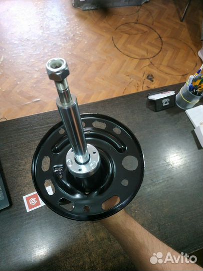 Амортизатор Ниссан Теана J31-J32