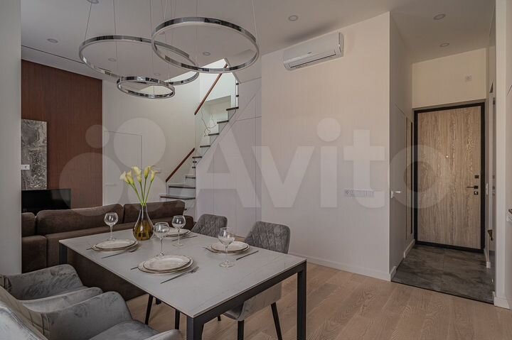 1-к. квартира, 120 м², 9/10 эт.