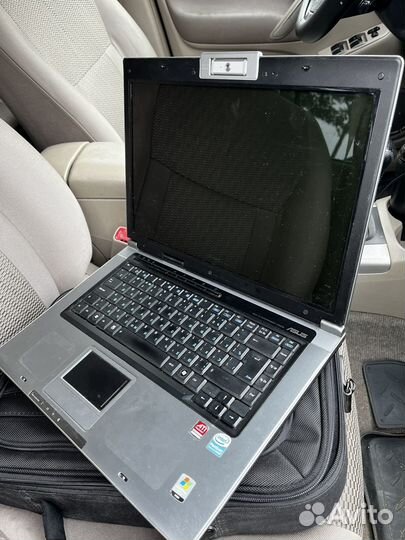 Ноутбук Asus