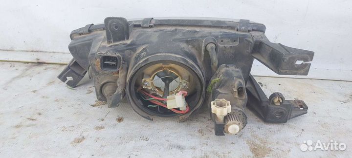 Фара Фонарь Хендай Лантра Hyundai Lantra 2