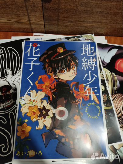 Плакаты аниме и K-POP в ассортименте