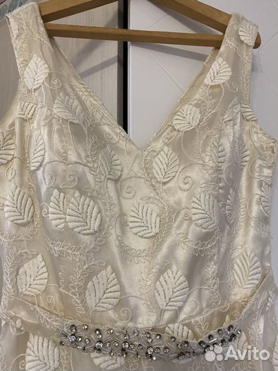 Платье вечернее