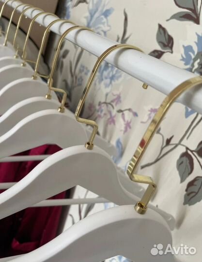 Вешалка для одежды