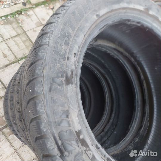 Bridgestone Alenza 001 225/55 R17