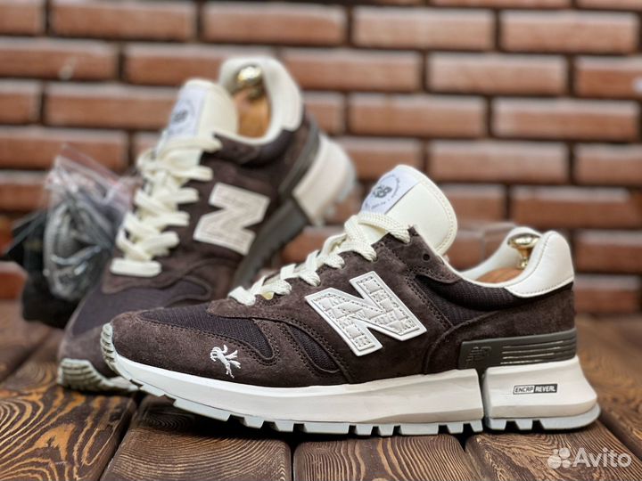 Кроссовки New Balance 1300