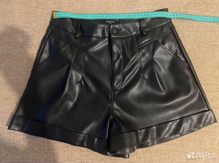 Шорты из эко кожи