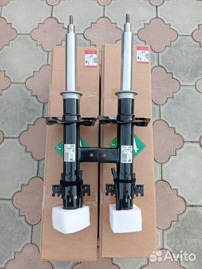 Амортизаторы передние и задние Range Rover Evoque