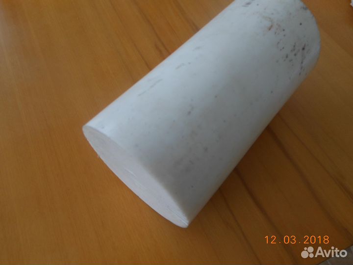 Фторопласт диаметр-10см, длина-18см