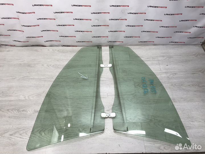 Стекла атермальные UVS лансер 10 передние