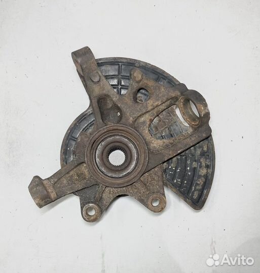 Поворотный кулак передний Mercedes W163 ML 320