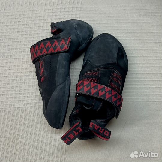 Скальные туфли 39