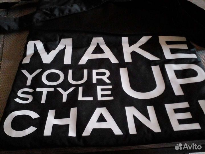 Сумка женская с логотипом Шанель