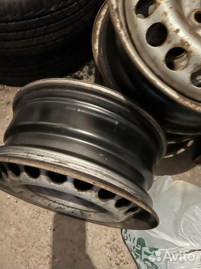 Диски штампованые оригинальные на vw t5