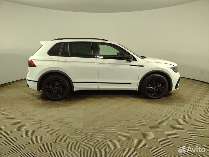 Volkswagen Tiguan 2.0 AMT, 2021, 40 000 км