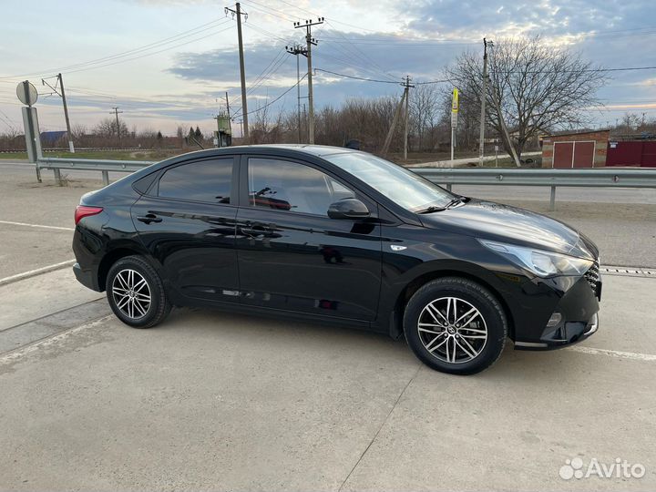 Hyundai Solaris 1.6 AT, 2022, 52 000 км