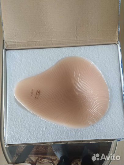 Левый протез молочной железы, размер 08