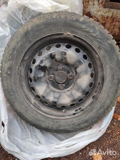 Nokian Tyres Hakkapeliitta 7 185/65 R15