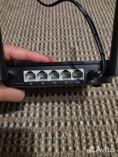 Продам роутер asus