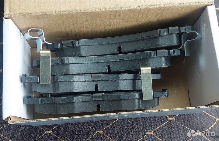 Тормозные колодки toyota noah