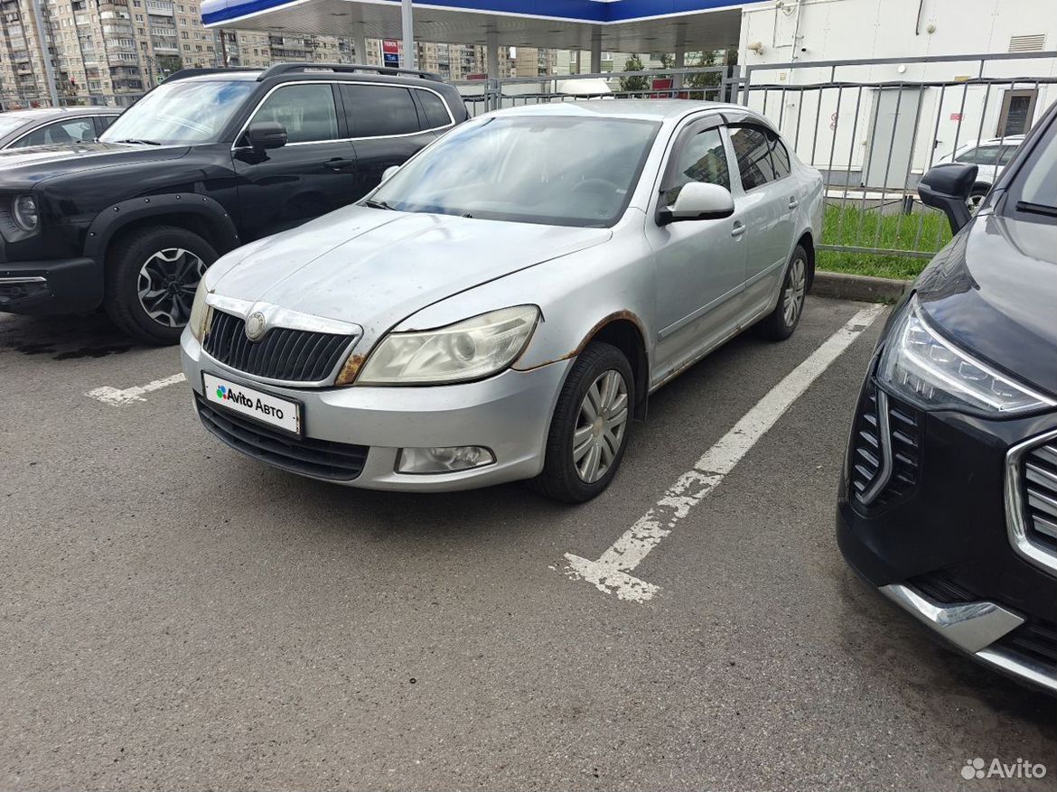 Skoda Octavia 1.6 AT, 2010, 322 000 км
