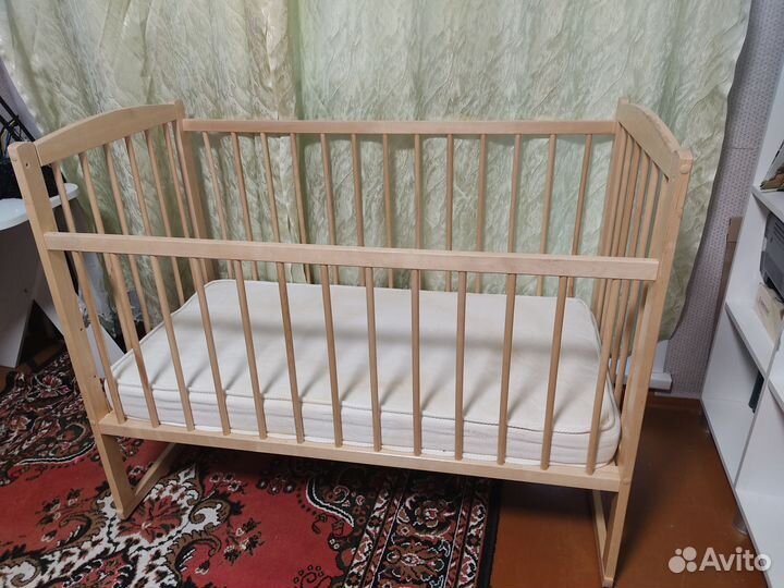 Детская кровать-качалка