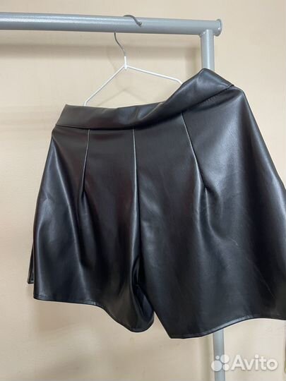 Шорты кожаные 46 48