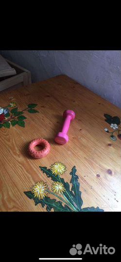 Гантеля и эспандер кистевой