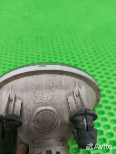 Фара противотуманная передняя Chevrolet Tahoe