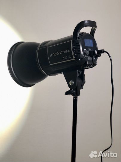 Студийный постоянный свет