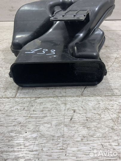 Патрубок воздушного фильтра