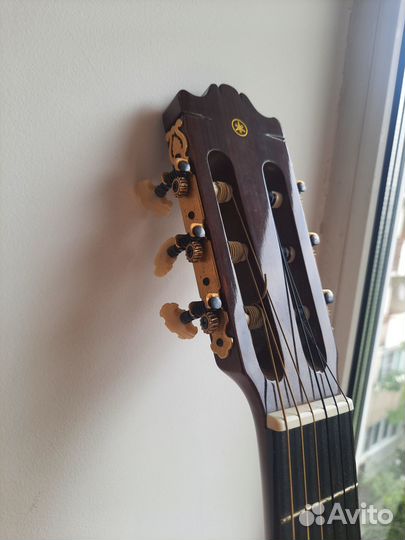 Винтажная классическая гитара Yamaha C-200