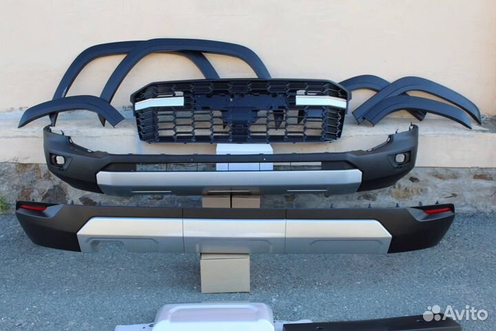 Toyota Land Cruiser 300 2022 Обвес GR Sport M5XO8