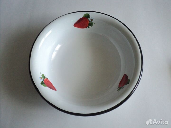 Миска эмалированная