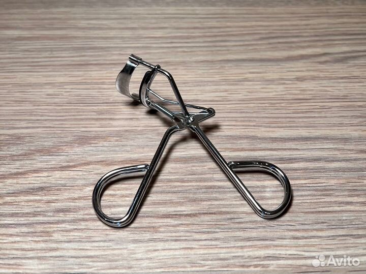 Керлер для ресниц, Металлические щипцы